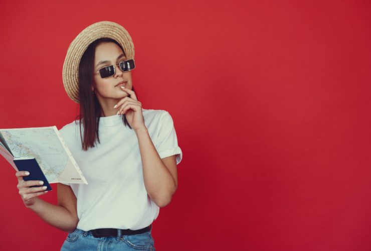 Pros or Cons of Getting a Tour Guide