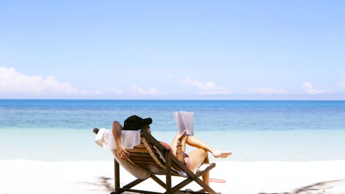 Advantages and Disadvantages of Having an Itinerary During Vacation