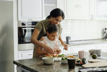 How to Instill Healthy Eating Habits In Children
