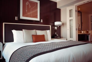 How To Utilize Bold Colors In Your Modern Bedroom Design