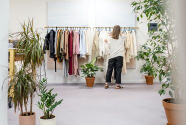 How to build a fashionable wardrobe on a budget