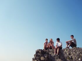 7 Tips To Plan An Unforgettable Adventure With Your Friends